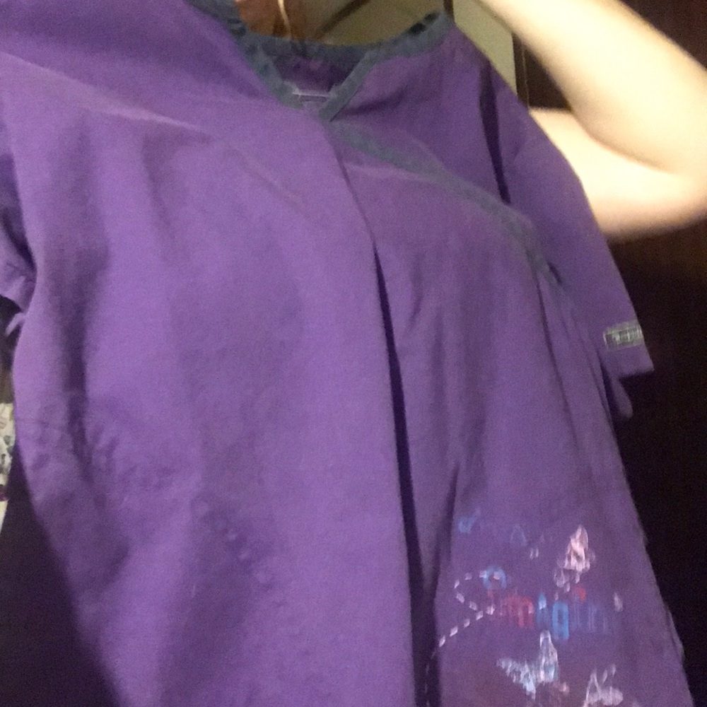 Professional scrub top - Picture 3 of 3